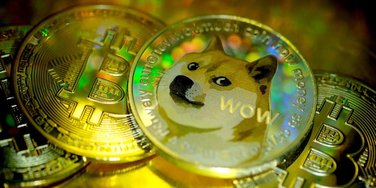 Bitcoin (BTC) at 0,000: What’s Next? Dogecoin (DOGE) Stumbles, Cardano (ADA) Prepares to Dominate